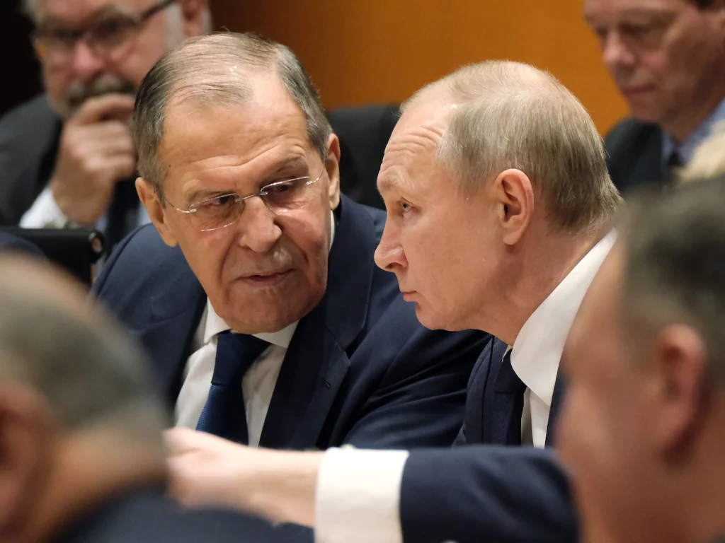 EU wil tegoeden van Poetin en Lavrov . bevriezen