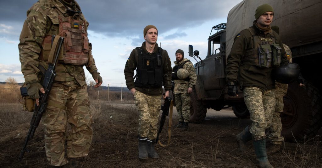 Live updates Rusland en Oekraïne: Moskou beveelt troepen in separatistische regio's