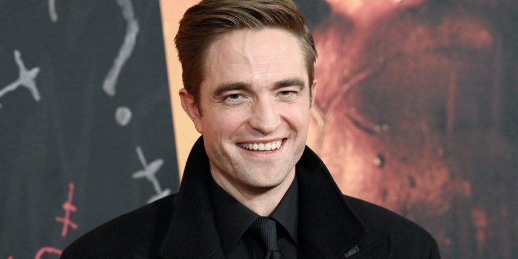 "Batman"-ster Robert Pattinson had moeite met het stelen van sokken
