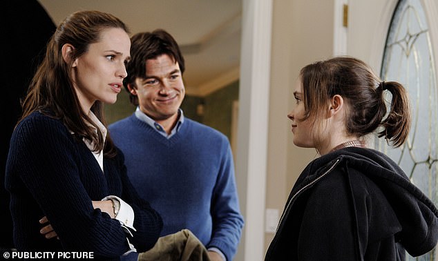 Juno, uitgebracht in december 2007, portretteerde Elliot (te zien in de film met Jennifer en Jason Bateman) tot internationale faam en verdiende zelfs een Oscar-nominatie voor Beste Actrice.