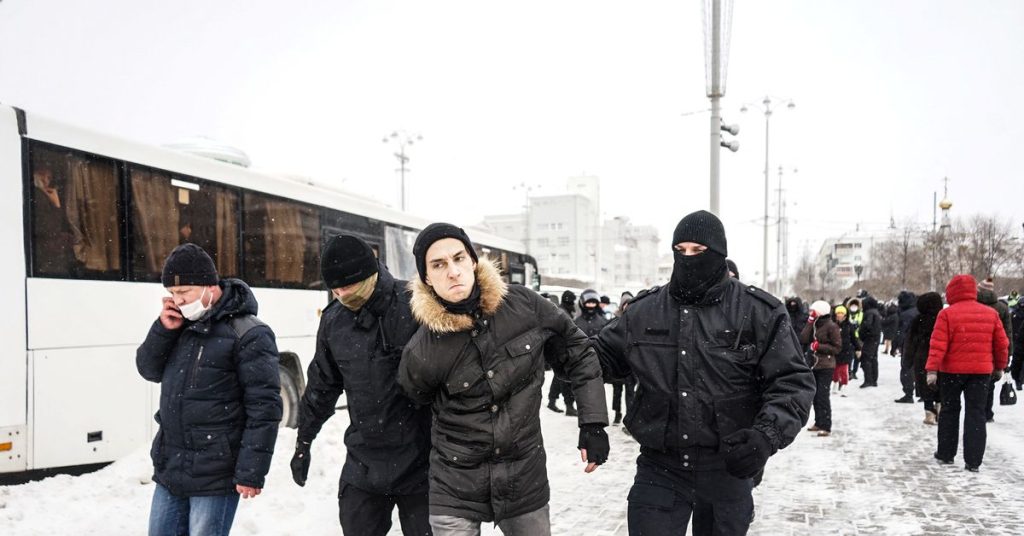 Meer dan 4.300 arrestaties bij anti-oorlogsprotesten in Rusland
