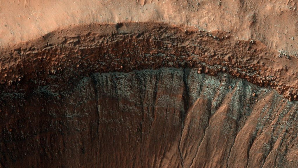 De ijzige krater van Mars schittert in een nieuwe afbeelding van de rode planeet