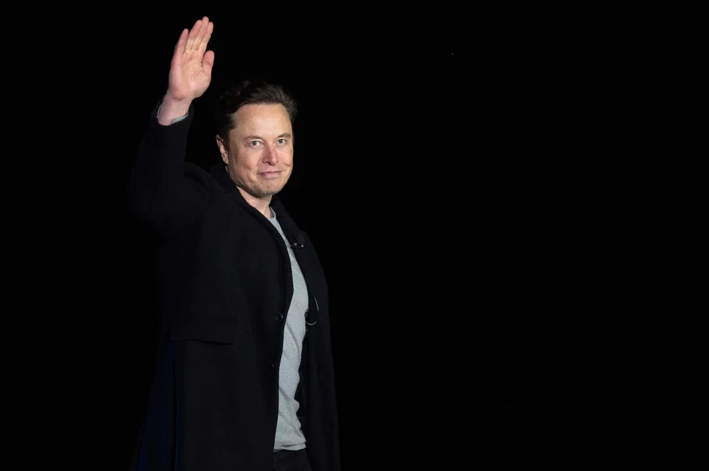 Elon Musk's Twitter-tweetstorm voedt theorieën over schilderdrama