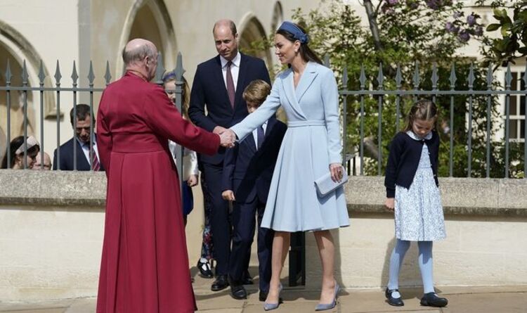 Prinses Charlotte-nieuws: Lief moment jonge royal verliest interesse in paasdienst |  Koninklijk |  Nieuws
