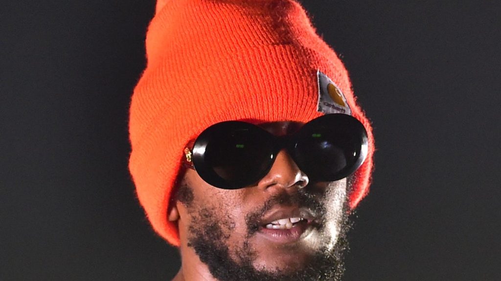 Kendrick Lamar rapt over transfamilieleden op nieuw album op 'Aunt's Diaries'