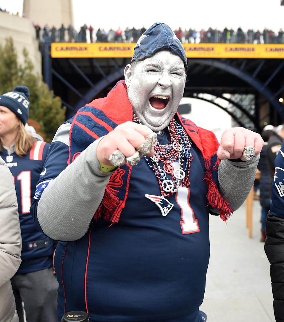 Patriots-fans: weet je hoeveel Super Bowls we hebben gewonnen?  jij was niet?  Laat me je vertellen.  in detail.  Herhaaldelijk.