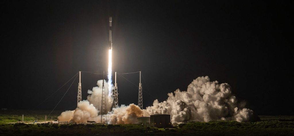 SpaceX lanceert zijn derde Falcon 9-raket in minder dan twee dagen - Spaceflight Now