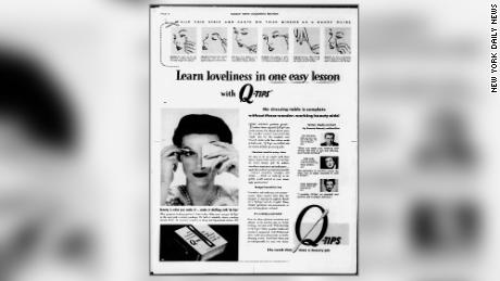 In de jaren veertig werden Q-Tips op de markt gebracht voor vrouwen als hulpmiddel voor hun schoonheidsroutine.