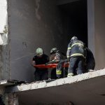 Oekraïne zegt dat Russische raketten Kiev hebben getroffen, waarbij vijf mensen gewond zijn geraakt