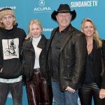 Metallica-assistent James Hetfield, 59, ‘verzoekt echtscheiding’ van echtgenote van twee decennia