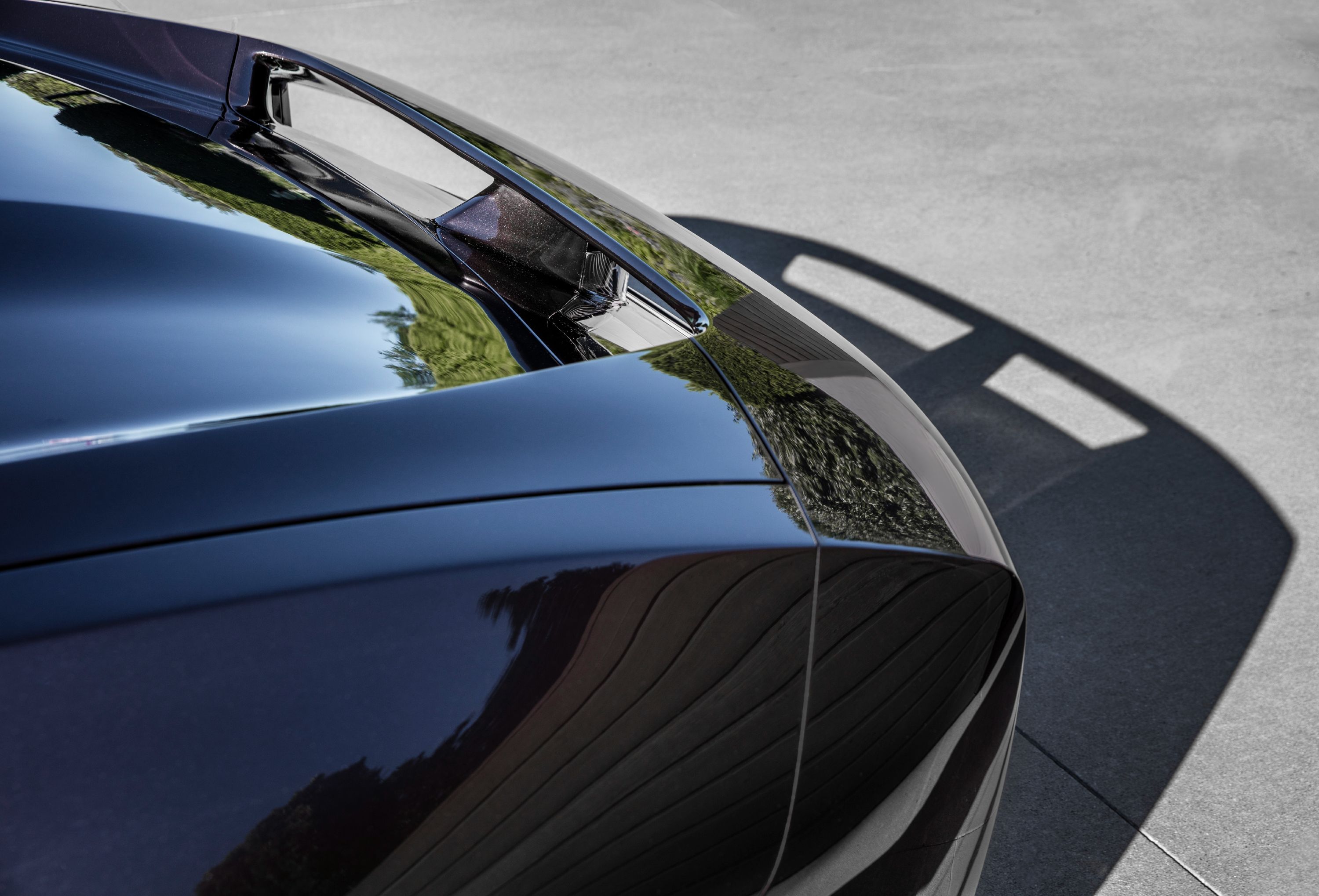 Elektrische Banshee Dodge Charger Daytona SRT Concept R-Wing