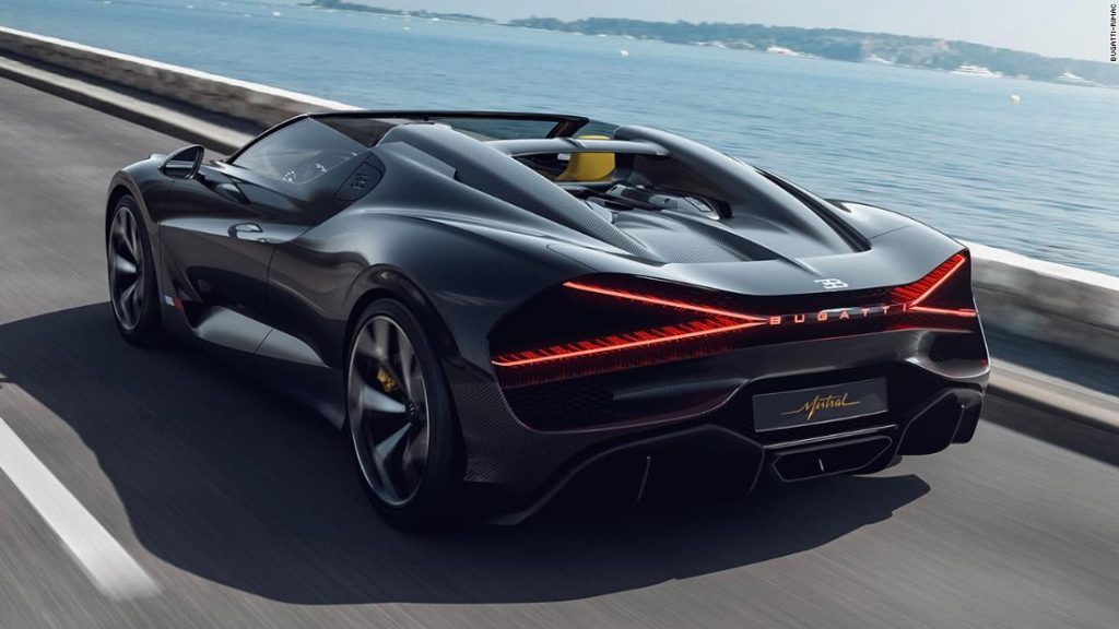 Bugatti hoopt dat zijn laatste auto die alleen op benzine rijdt de snelste cabrio ter wereld wordt