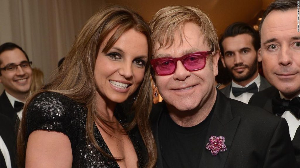 Britney Spears werkt samen met Elton John aan Hold Me Closer, haar eerste release in zes jaar