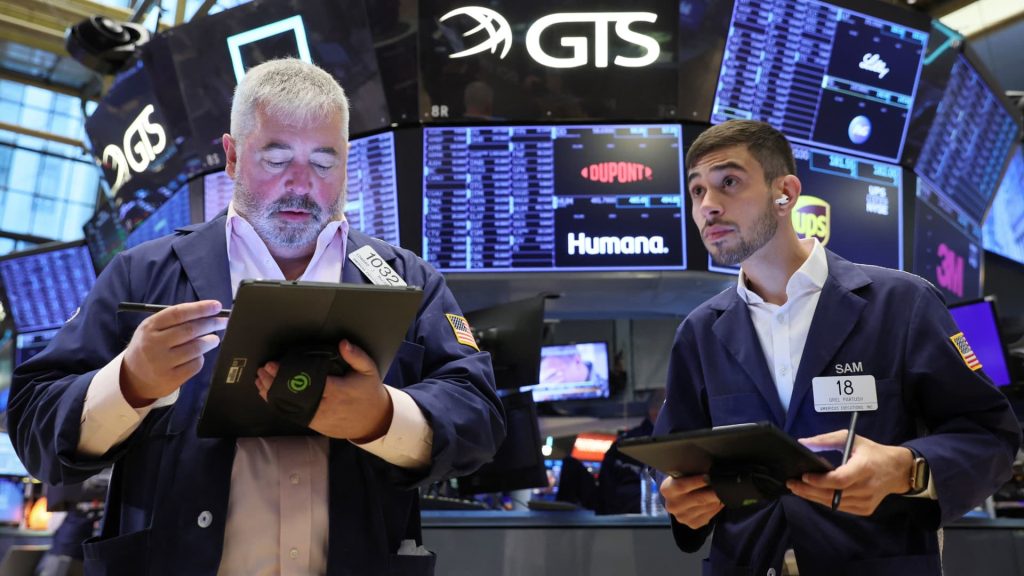 Aandelenfutures stijgen terwijl Wall Street probeert te herstellen van opeenvolgende verliezende sessies