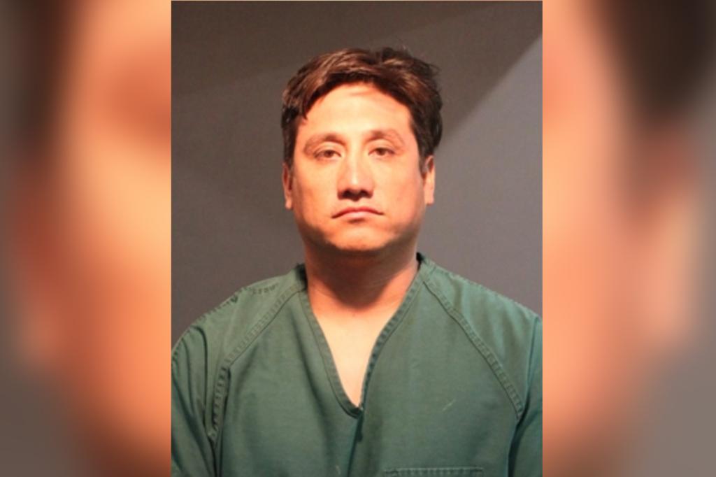 Californische coach Chris Flores gearresteerd voor aanranding van minderjarigen