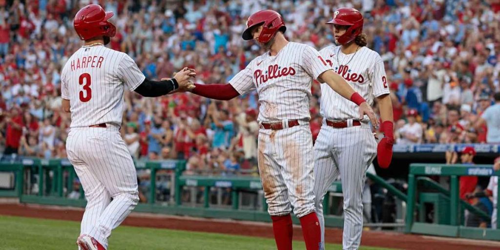 MLB Wild Card: JT Realmuto en Kyle Gibson leiden de Phillies naar een zesde opeenvolgende overwinning
