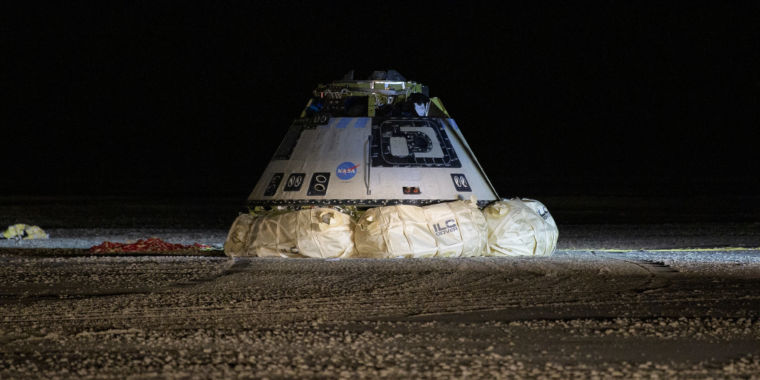 NASA betaalt Boeing twee keer zoveel als SpaceX voor stoelen voor bemanning