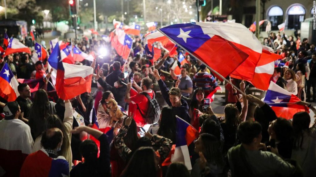 Chili's nieuwe grondwet: kiezers verwerpen overweldigend voorstel in referendum