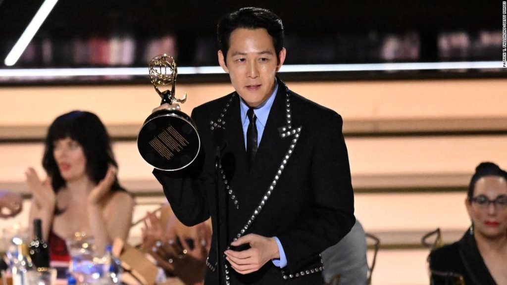 Inktvisspel: Emmy gewonnen door Lee Jung-jae en regisseur Hwang Dong-hyuk