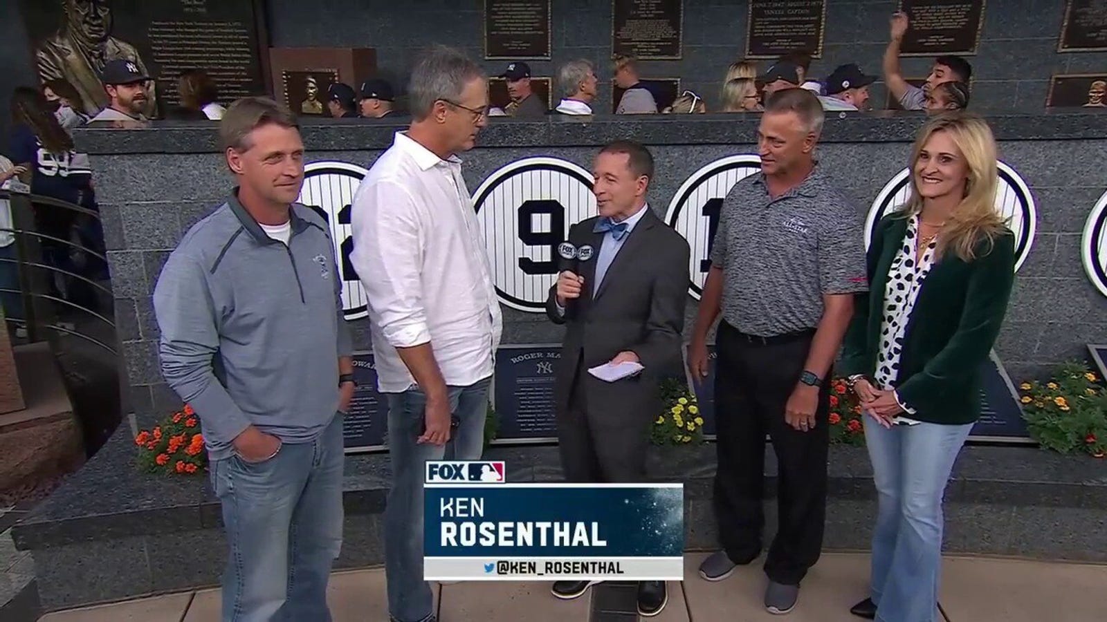Ken Rosenthal praat met de familie van Yankees-legende Roger Maris