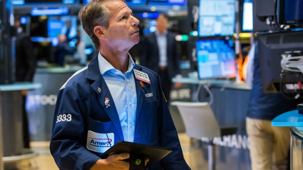 Aandelenfutures stegen meer dan 1% na de S&P 500 en de Dow sloot op het laagste niveau sinds 2020