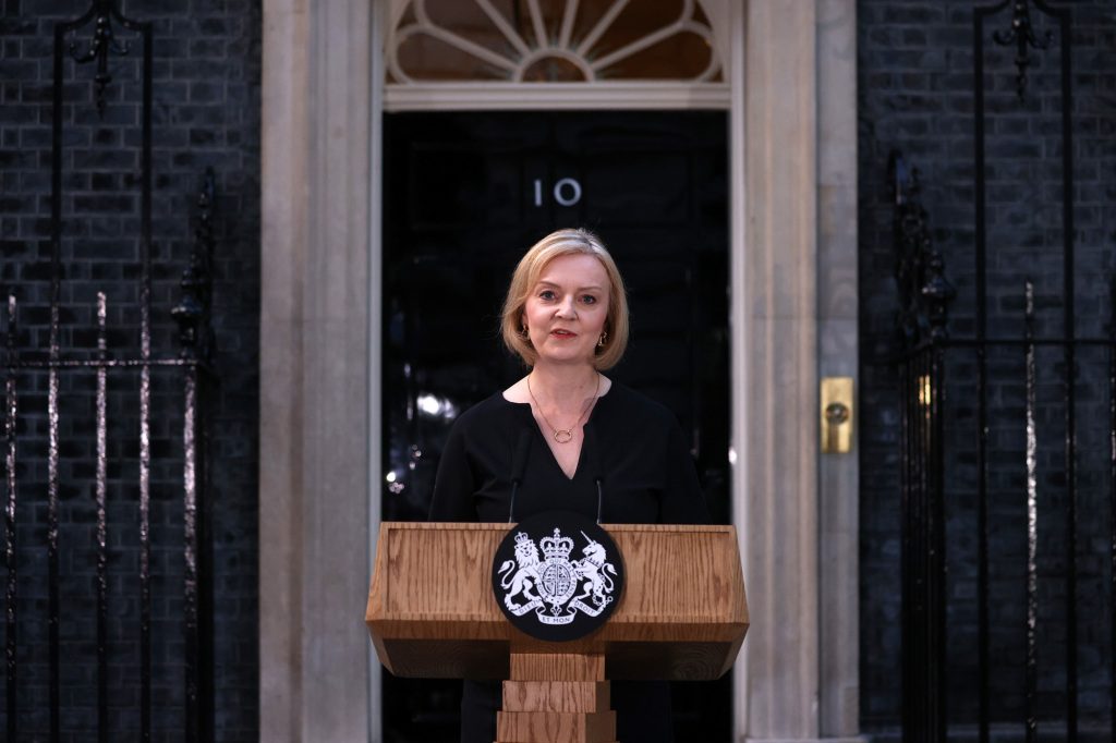 La Première ministre britannique Liz Truss qualifie la monarchie étudiante de « scandaleuse »