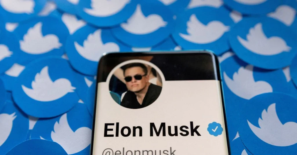 De meeste Twitter-bijdragers stemmen voor verkoop aan Musk's bronnen