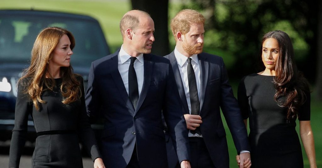 Prins Harry en Meghan vergezellen William en Kate op Windsor-tour