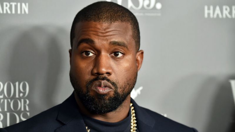 Kanye West heeft een verontrustende geschiedenis van het houden van Hitler, vertellen bronnen aan CNN