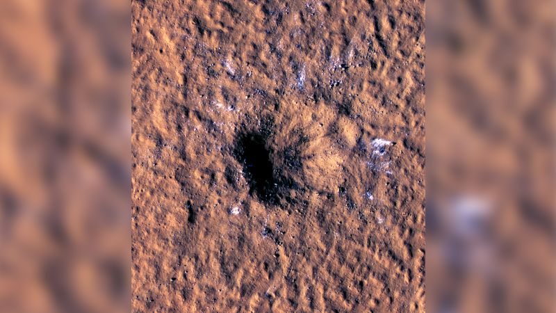 Een ruimterots die op Mars neerstortte, onthulde een verrassing