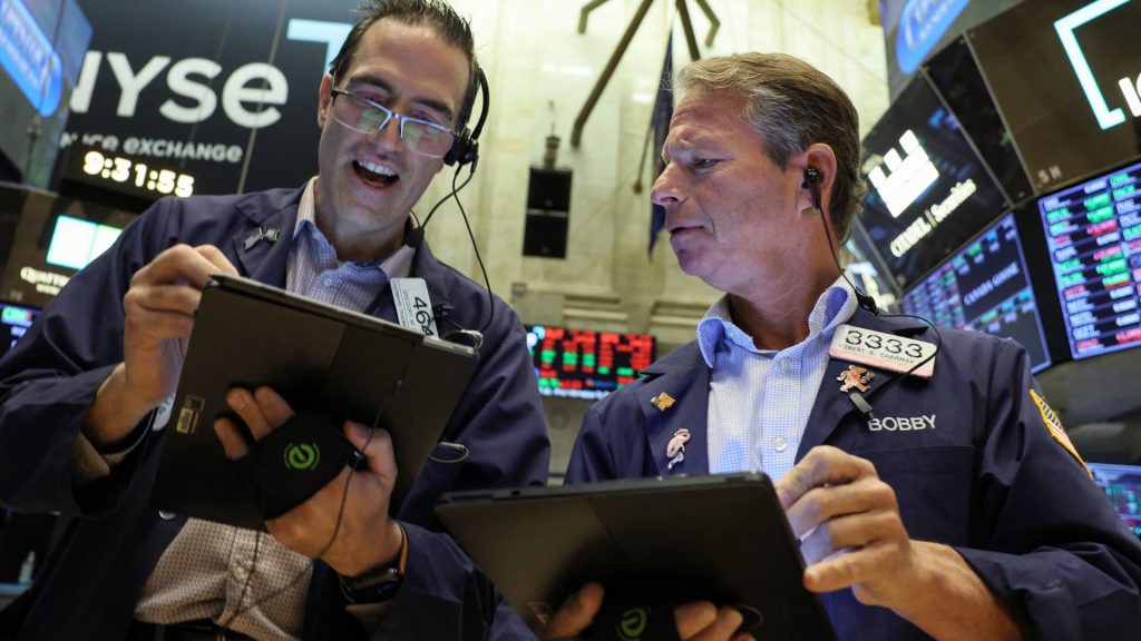 Aandelen boekten wat winst terug na een scherpe tweedaagse rally op Wall Street, en de Dow daalde 150 punten