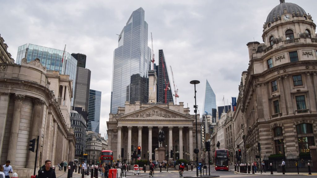 Bank of England grijpt opnieuw in op obligatiemarkten, waarschuwt voor 'materiële risico's' voor de financiële stabiliteit van het VK