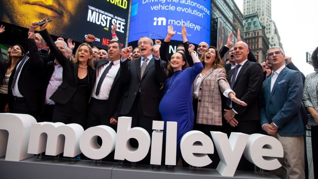 Mobileye verdiende meer dan 30% in zijn IPO na zijn vertrek uit Intel