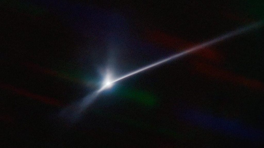 Telescoop detecteert pad van enorm puin van NASA's Smash Up-asteroïde
