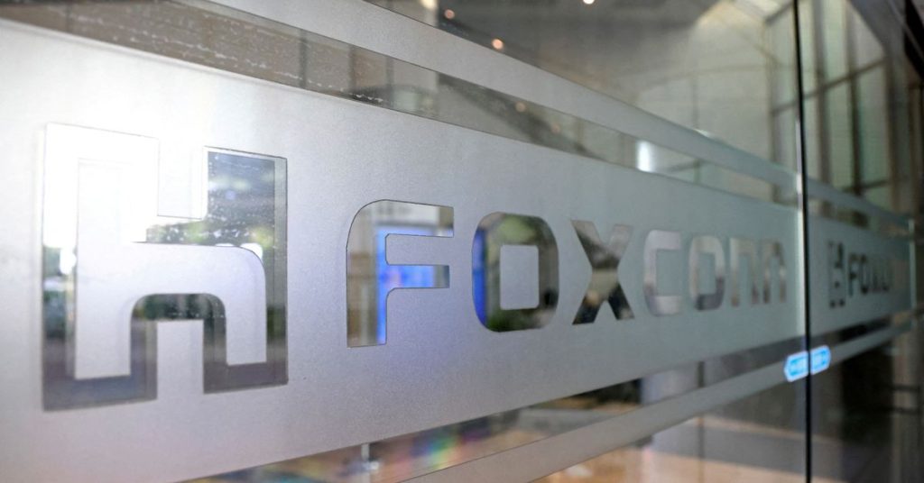 Foxconn verontschuldigt zich voor een loonfout in zijn iPhone-fabriek in China na onrust onder de arbeiders