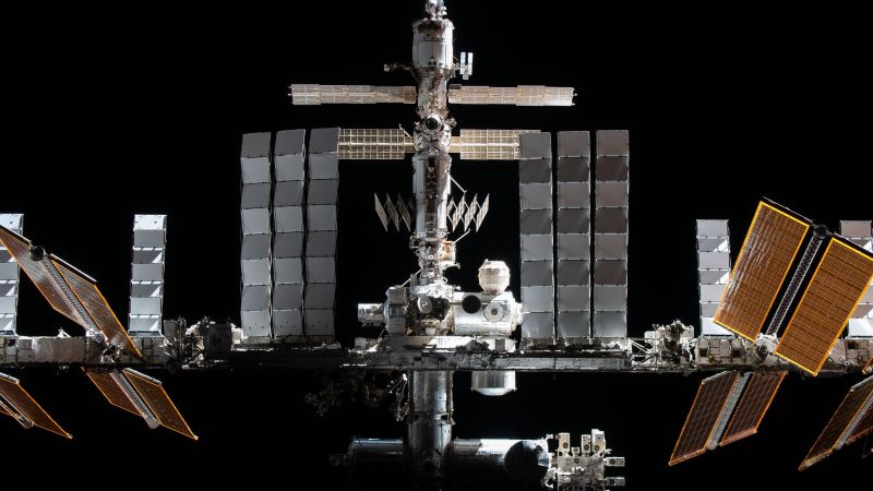 Internationaal ruimtestation: de Amerikaanse astronauten Casada en Rubio waagden zich dinsdag buiten het ruimtestation