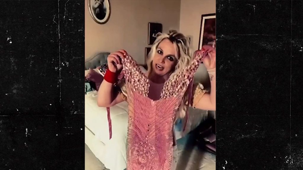 Britney Spears plaatst bizarre, ontroerende video en fans maken zich zorgen