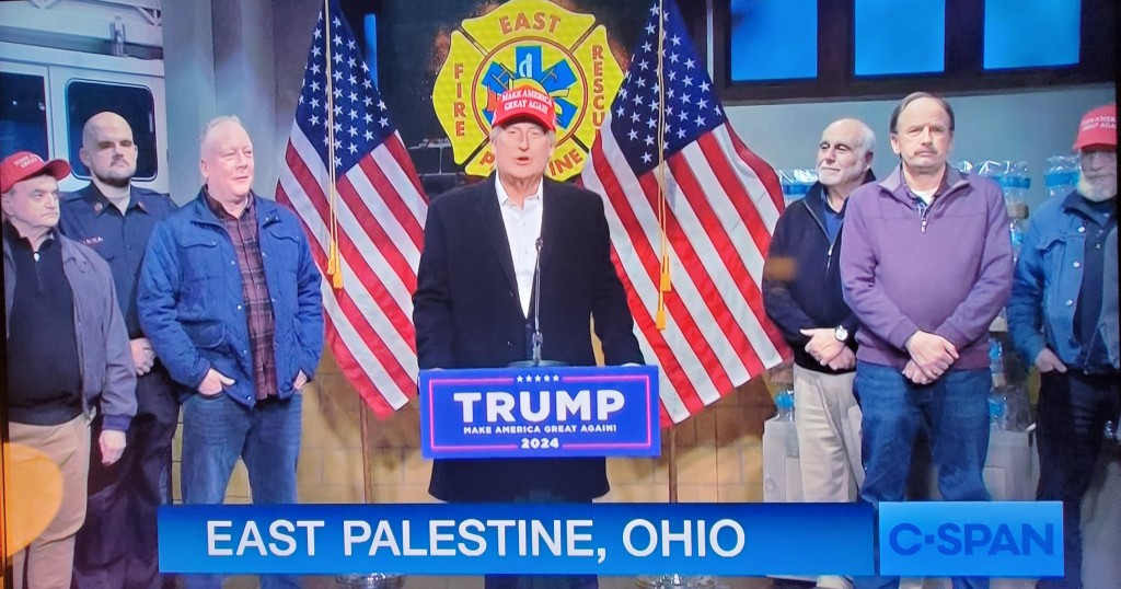 Verschijning van het treinwrak van Donald Trump in Oost-Palestina warmt 'SNL'-ster op - Deadline