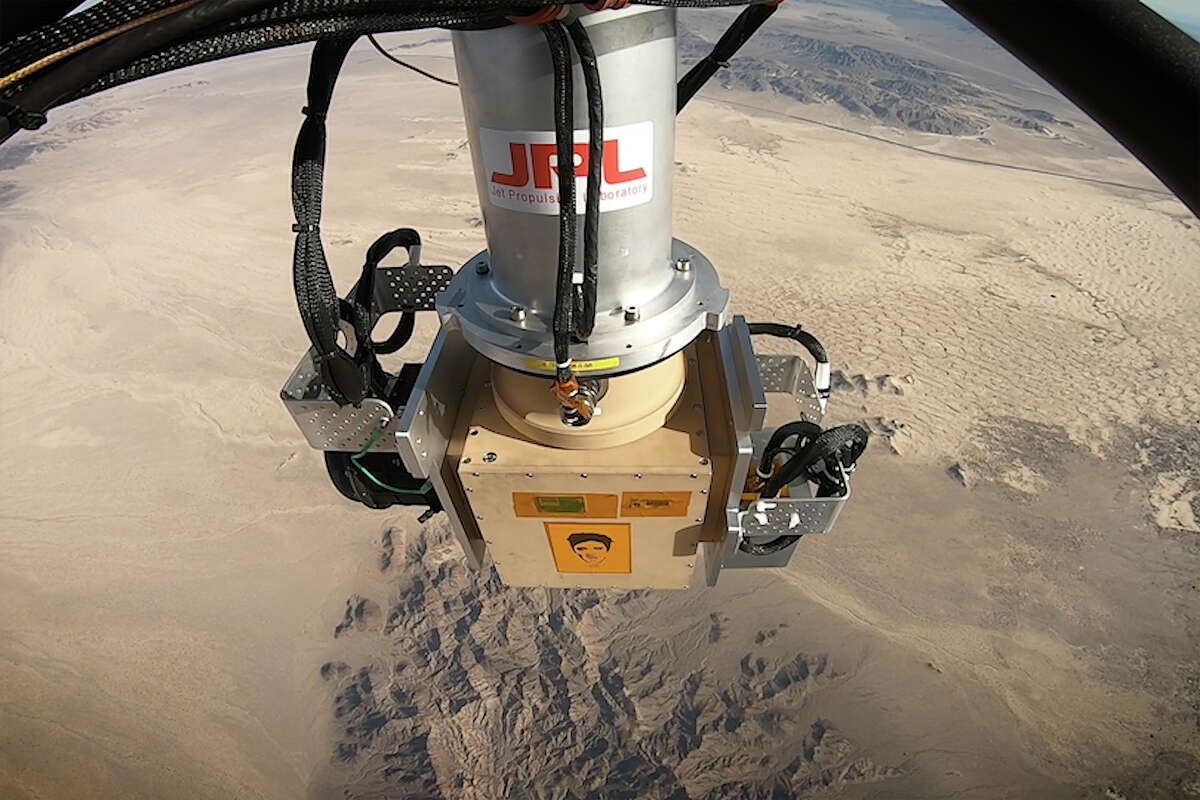 NASA testte het relatieve terreinnavigatiesysteem van de Perseverance rover in Death Valley. 