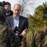 Prins William brengt een verrassingsbezoek aan troepen nabij de Oekraïens-Poolse grens