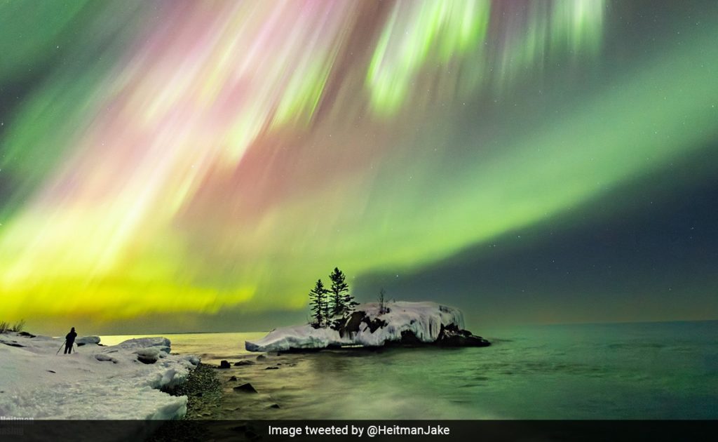 Aurora borealis boven de VS laat Twitter geïntrigeerd achter