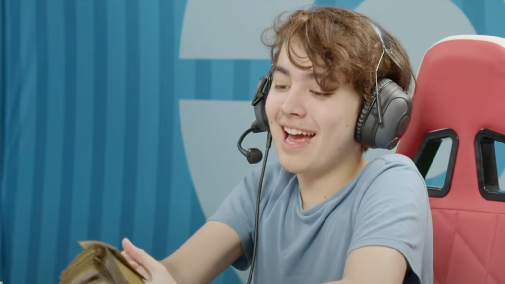 Een tiener werd gediskwalificeerd voor de Pokémon Championships omdat hij lachte toen hem werd gevraagd naar zijn voornaamwoorden