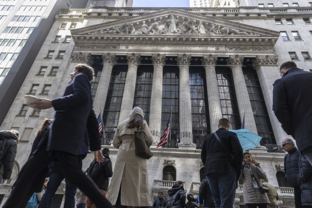 Amerikaanse aandelenfutures vlak voor belangrijke banengegevens: markten sluiten af