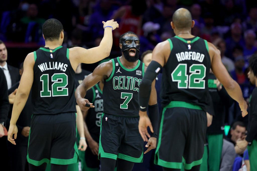 De Celtics vernietigen het MVP-bod van Joel Embiid en James Harden wordt gesmoord in een krachtige Game 3-overwinning