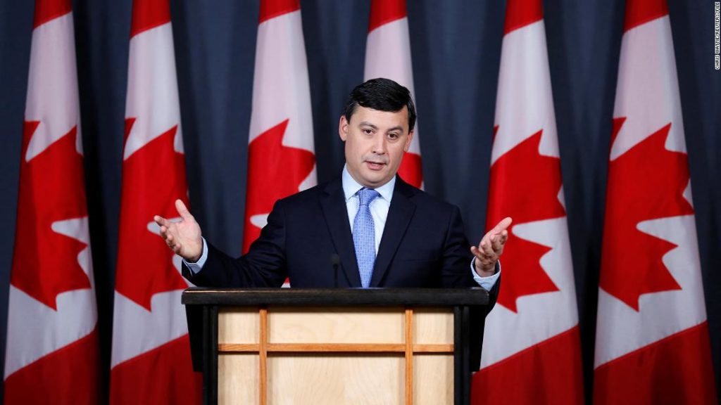 Canada dagvaardt de Chinese ambassadeur wegens beschuldigingen van politieke inmenging