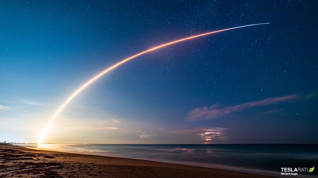 SpaceX lanceert 22 Starlink 22 V2-minisatellieten