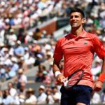 Novak Djokovic verbreekt gelijkspel met Rafael Nadal en verdubbelt Team DQ’d als Ball Girl terugslaat