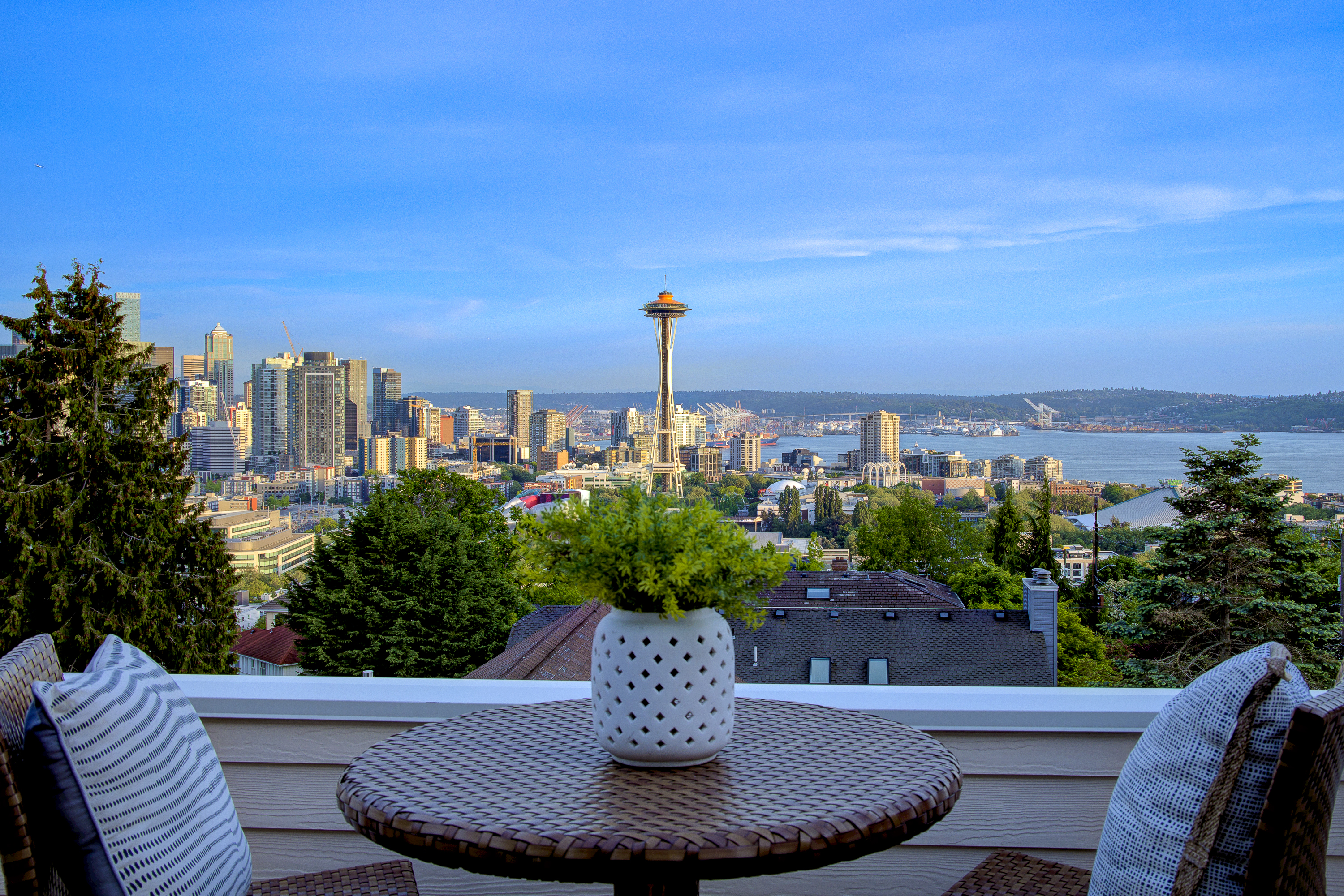 Uitzicht op Seattle vanaf het balkon