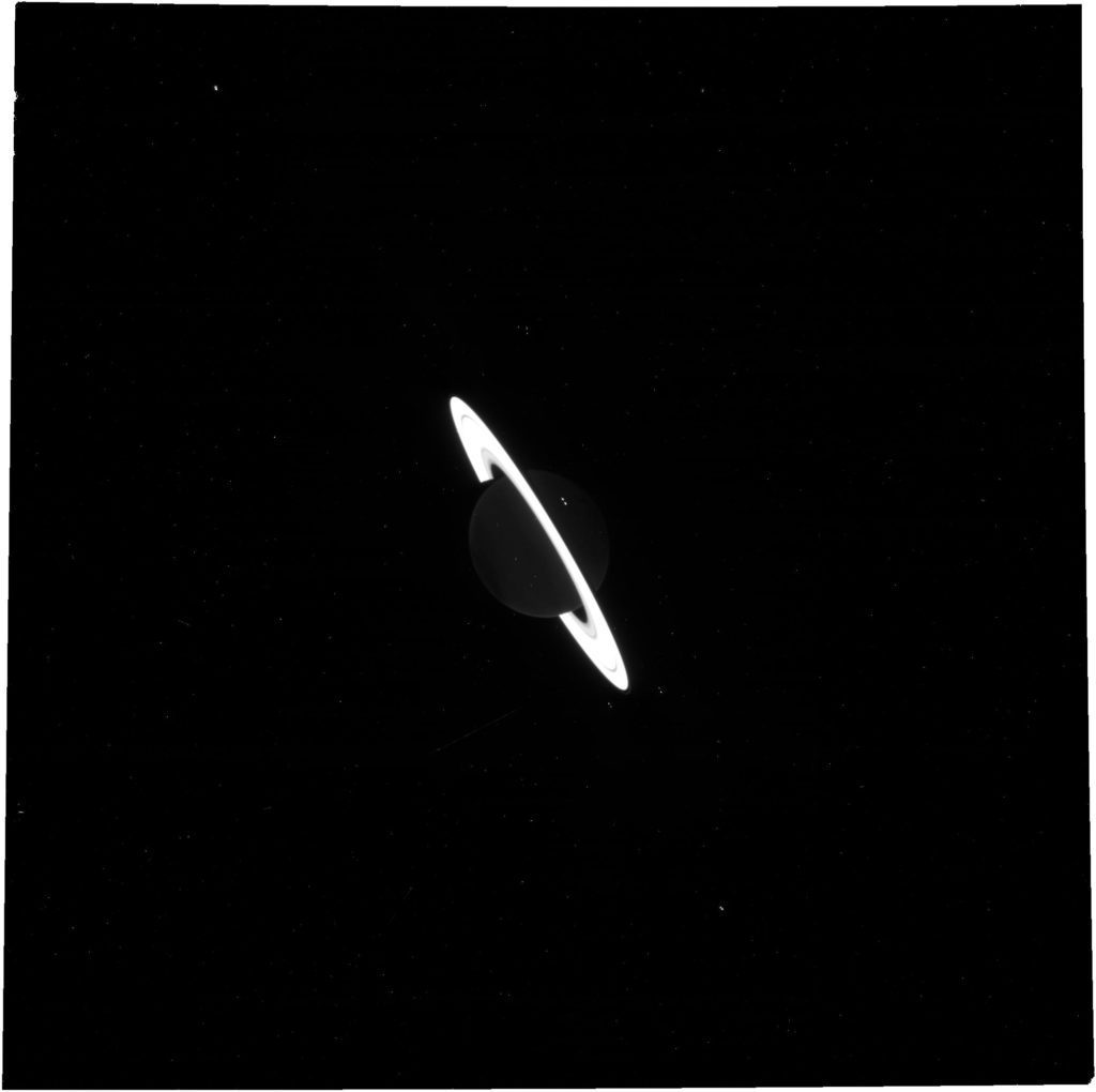 Hier komen de eerste JWST-beelden van Saturnus