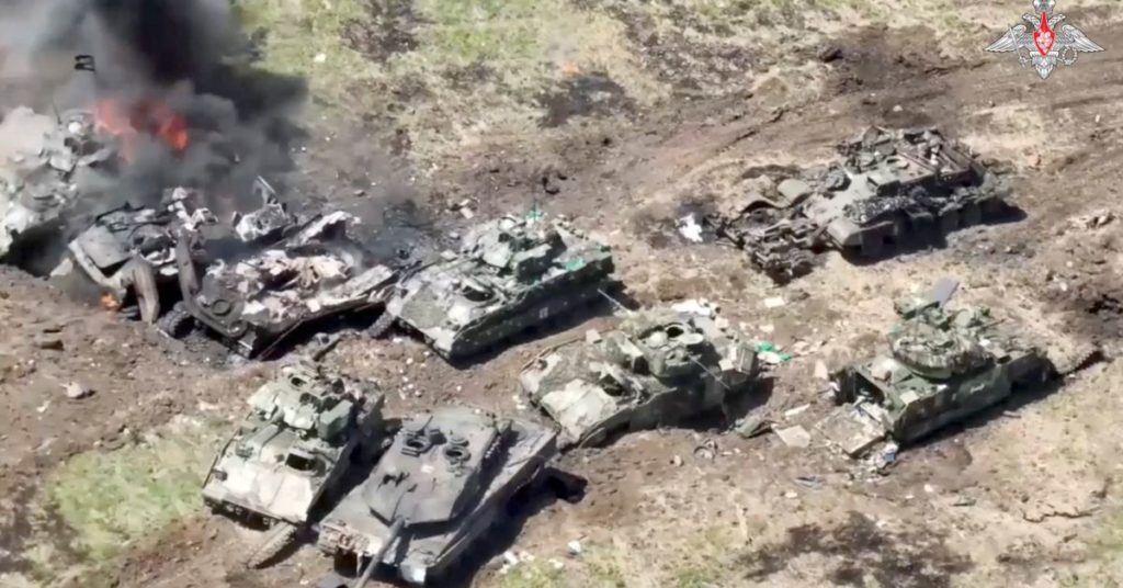 Rusland zegt dat het Leopard-tanks en Amerikaanse Bradley-voertuigen in Oekraïne heeft geraakt